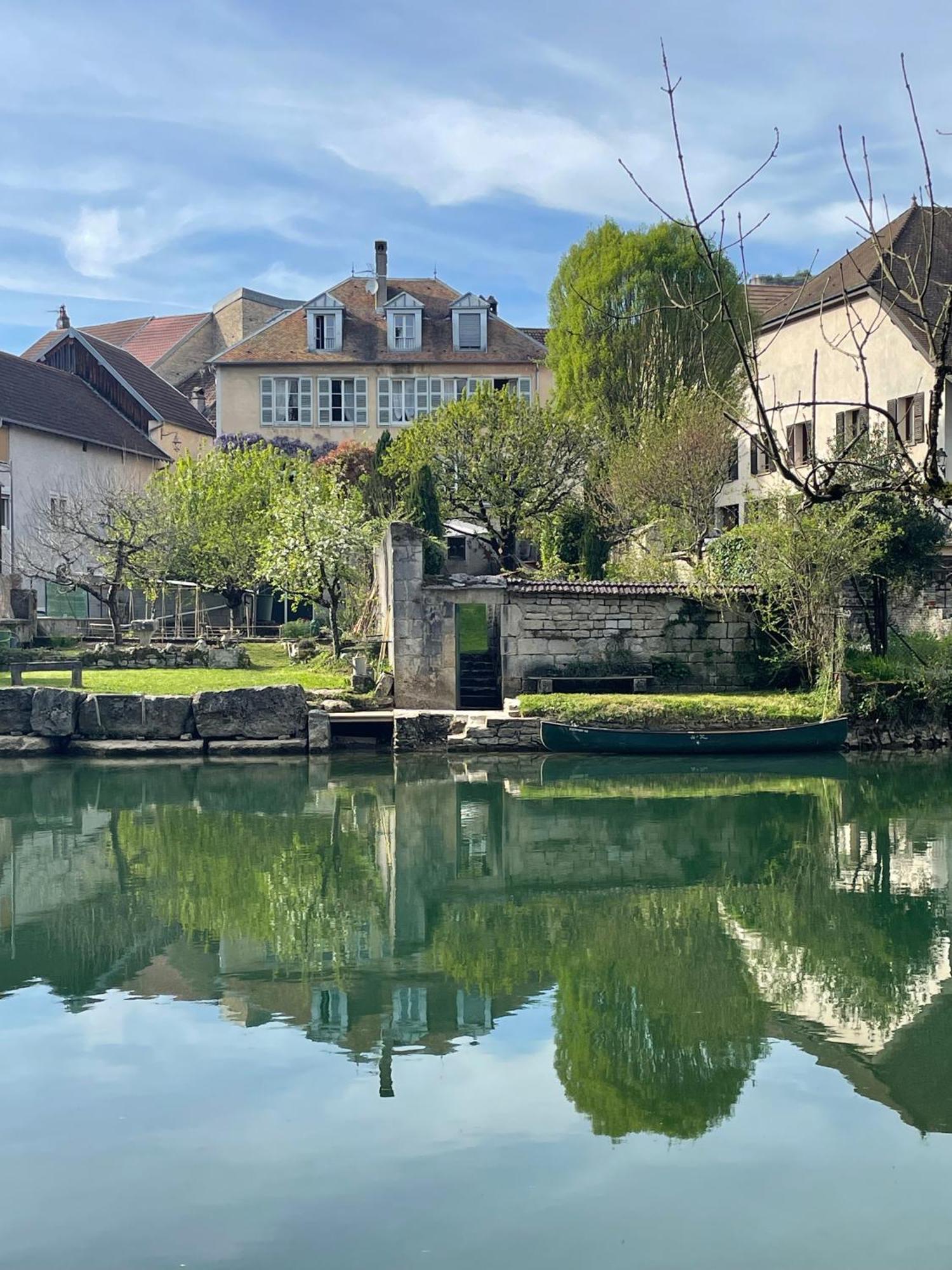 Le Jardin De Gustave Acomodação com café da manhã Ornans Exterior foto