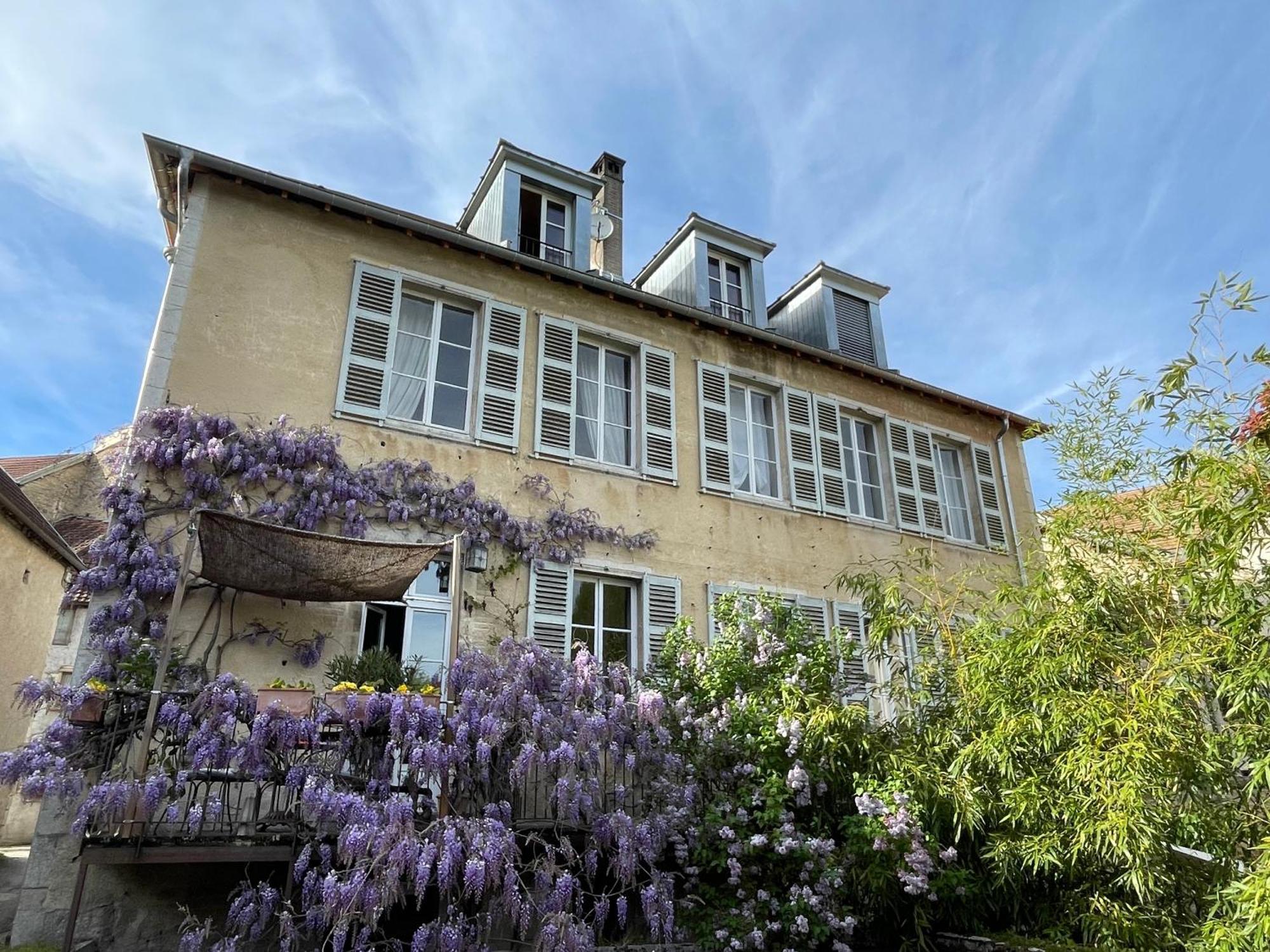 Le Jardin De Gustave Acomodação com café da manhã Ornans Exterior foto